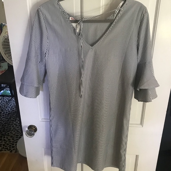 NWT striped bell sleeve dress!! - Picture 2 of 3
